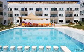 9 Bahias Condos con club de playa